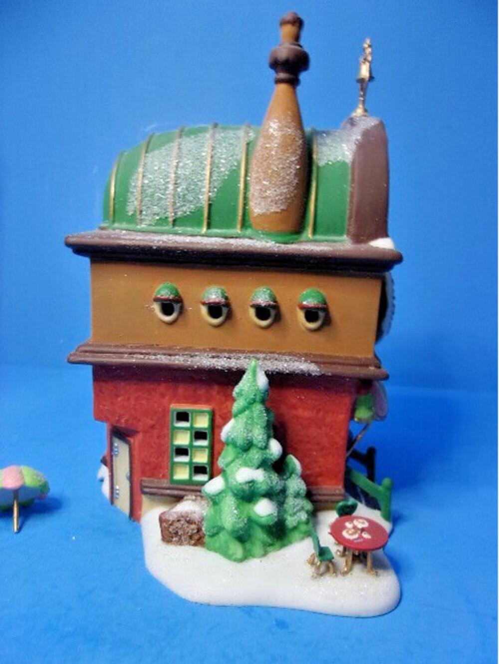 Dept 56 Mini Donut Shop North Pole Elf Land Series Village Lighted House IOB - Picture 5 of 8